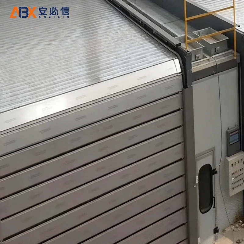 成都消防高速门